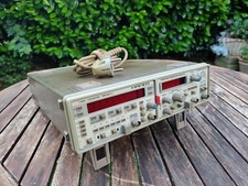 HAMEG HM 8021-3 Frequenzzähler + HM 8030-4 Function Generator zu OSZILLOSKOP