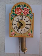 Verkaufe gebrauchte neuwertige kleine Schilderuhr.