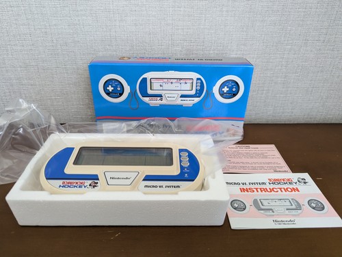 Nintendo game watch - watch, micro