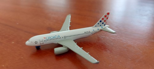 Flugzeugmodell airbus a319 - airbus,