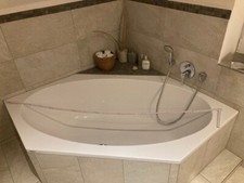 Badewanne Eckeinbau 190 x 100 sehr guter Zustand.  Form: 6 eckig