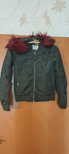 Dunkelgrüne bomberjacke mit - bomberjacke,