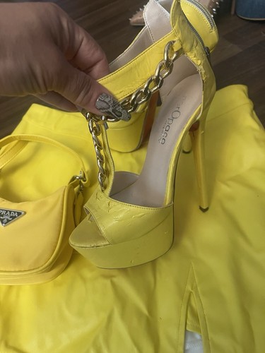 Gelb high heels plateau - high,