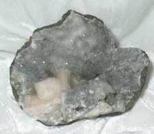 Stilbit ~ Apophyllit ~ Quarz ~