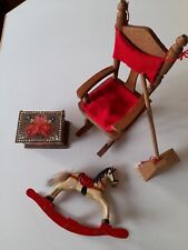 Zubehör Puppenstube alt - Schaukelstuhl - Schaukelpferd - Truhe- Besen - Vintage