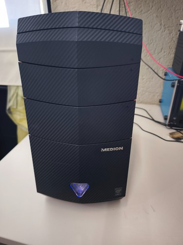 Medion low budget gaming - low, i7
