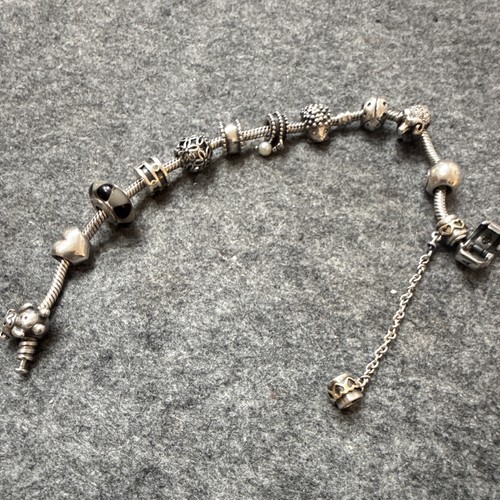 Pandora charm armband - pandora, charm-armband
