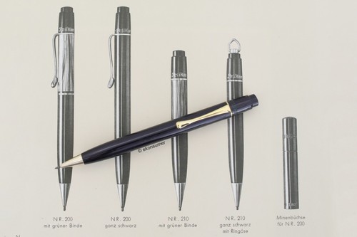 Pelikan 200 schwarz - 200,