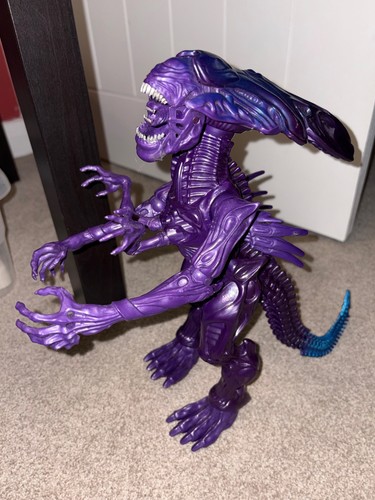 Rare 2019 alien collection - alien,