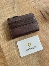 Etienne Aigner Leder