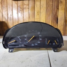 Saab 900 1980 Benzin Geschwindigkeitsmesser Cockpit 769484320 96kW VGA20018
