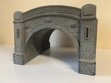 Steinbogenbrücke mit