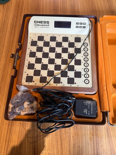 Fidelity electronics chess - fidelity,