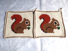 Motiv Topflappen Eichhörnchen gehäkelt Handarbeit  Baumwolle 2 Stück