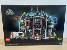 LEGO ® Super Heroes 76300