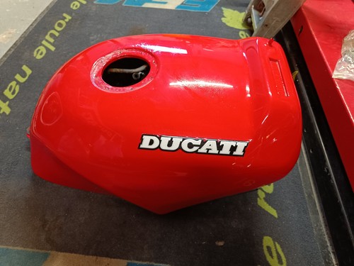 Ducati 851 tank - ducati,