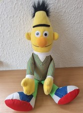 Bert / Plüschfigur / Kuscheltier / ca. 40cm / Sesamstrasse  (S17)