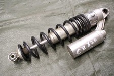 original Showa Stoßdämpfer