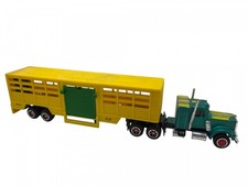 Modell  LKW Viehtransporter 21 cm. Top Zustand   