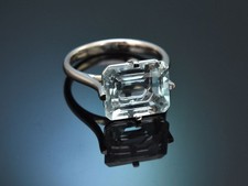 ELEGANTER AQUAMARIN RING MIT