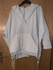 Damenjacke Zum Überziehen Hat Unten Gummizug Zum Zuziehen