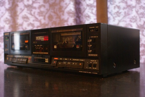 Sony w230 doppel - sony,