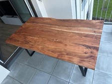 Esstisch Baumkante Akazie Massiv