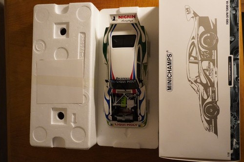 Minichamps 100818555 ford - 1:18,