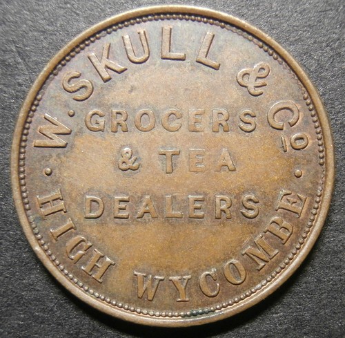 Farthing token w skull - farthing,