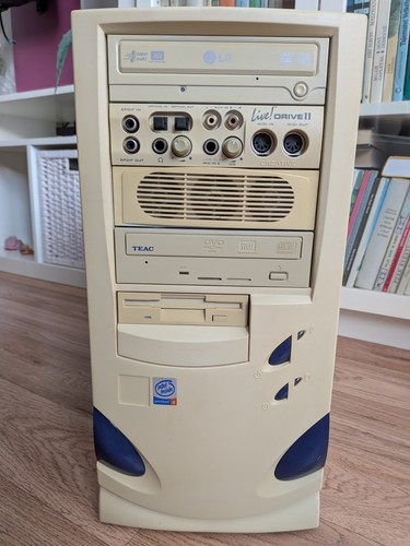 Retro gaming computer - ,