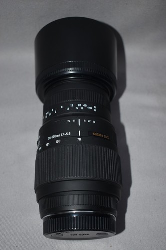 Objektiv sigma 300 mm - dg,