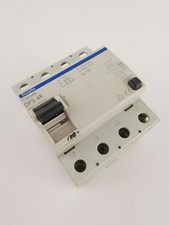 Doepke DFS 4R 63A 0,5A FI-Schalter Fehlerstromschutzschalter 4-polig