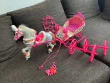 Barbie-Pferd mit Kutsche aus den 90ern
