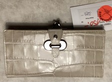 Damengeldbörse. Étienne