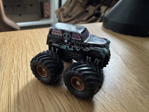 Micro machines grave digger - micro,