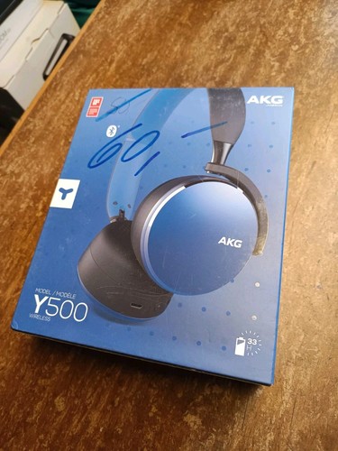 Akg 500 neu - y, versiegelt
