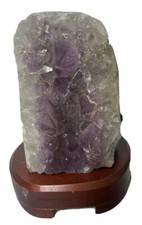 Amethystlampe-Edelstein-Kristalle