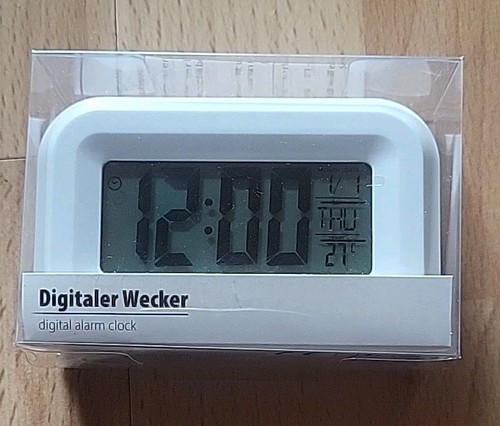 Digitaler wecker mit - digitaler,