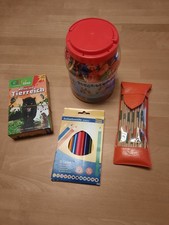 Steckspiel, Mikado, ein Spiel aus dem Tierreich und Dreikantbuntstifte