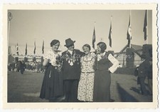 München 1935 - Oktoberfest Trachtenschmuck  NS-Beflaggung - Altes Foto 1930er