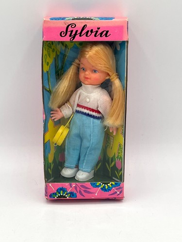 Alte kleine modepuppe - kleine,