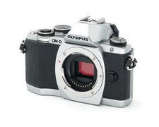 Olympus OM-D E-M10 silber