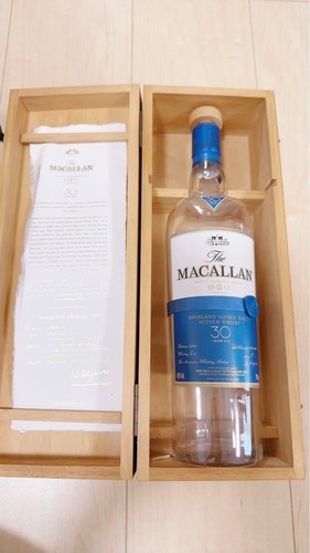 The macallan year wiskey - the,