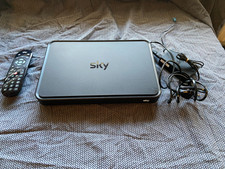 Sky Q Humax ESD 160C  Receiver, mit Festplatte  Fernbedienung Gebraucht 