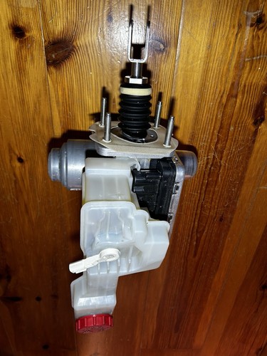 Mazda abs cylinder - cx,