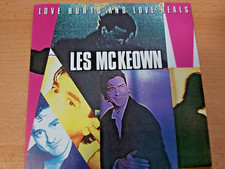 Les McKeown  --  Love Hurts And Love Heals  --  Vinyl 7" Single