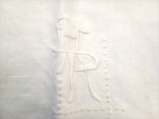 Ein Kissenbezug mit Monogramm " A R " 87 cm x 77 cm Vintage Nostalgie von Oma