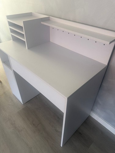 Schreibtisch - ,