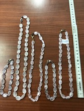 3 Ketten und 2 Armbänder mit