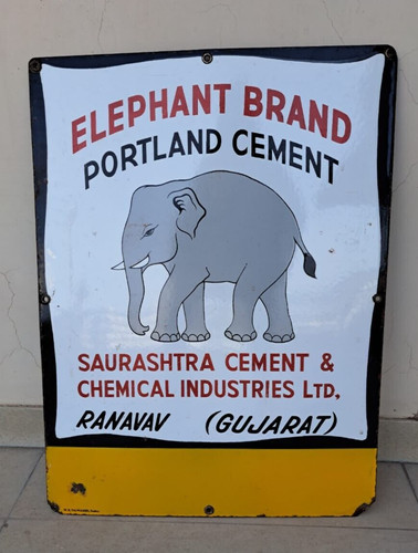 Original vintage elephant - original,